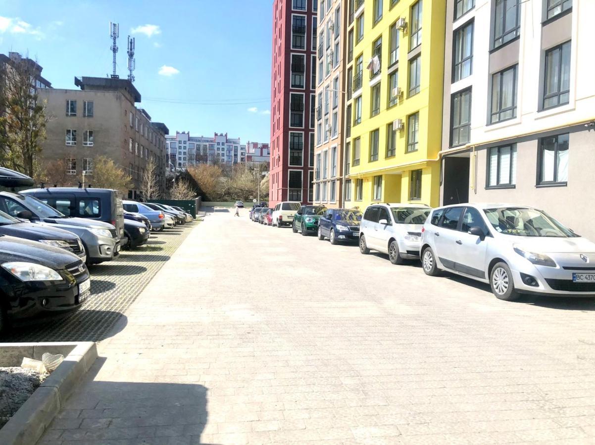 Osapart Beautiful Apartment In A Complex Semycvit Lemberg Exterior foto