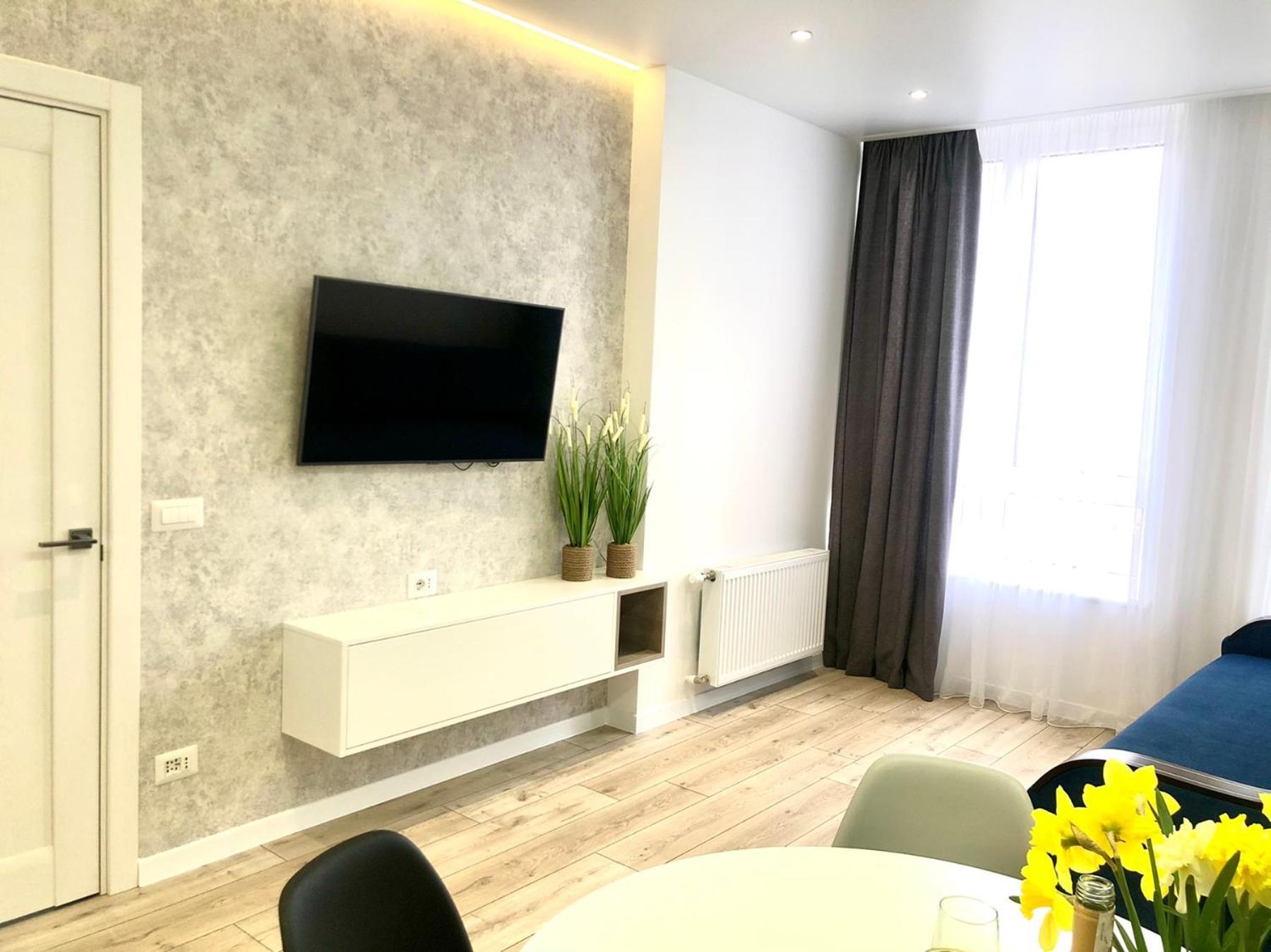 Osapart Beautiful Apartment In A Complex Semycvit Lemberg Exterior foto