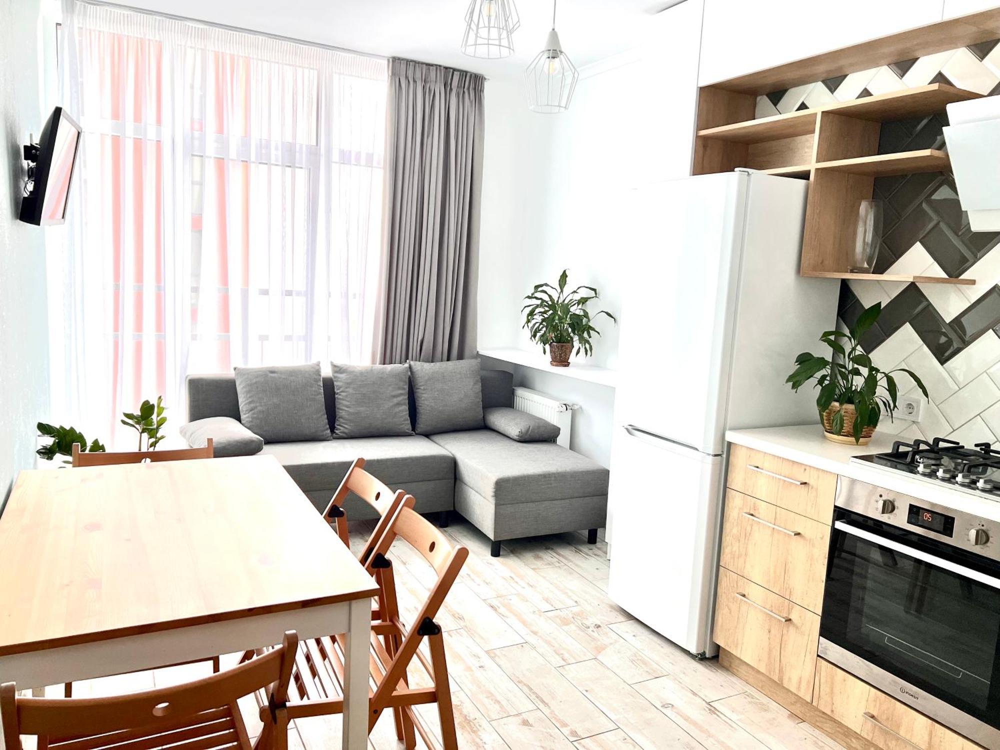 Osapart Beautiful Apartment In A Complex Semycvit Lemberg Exterior foto